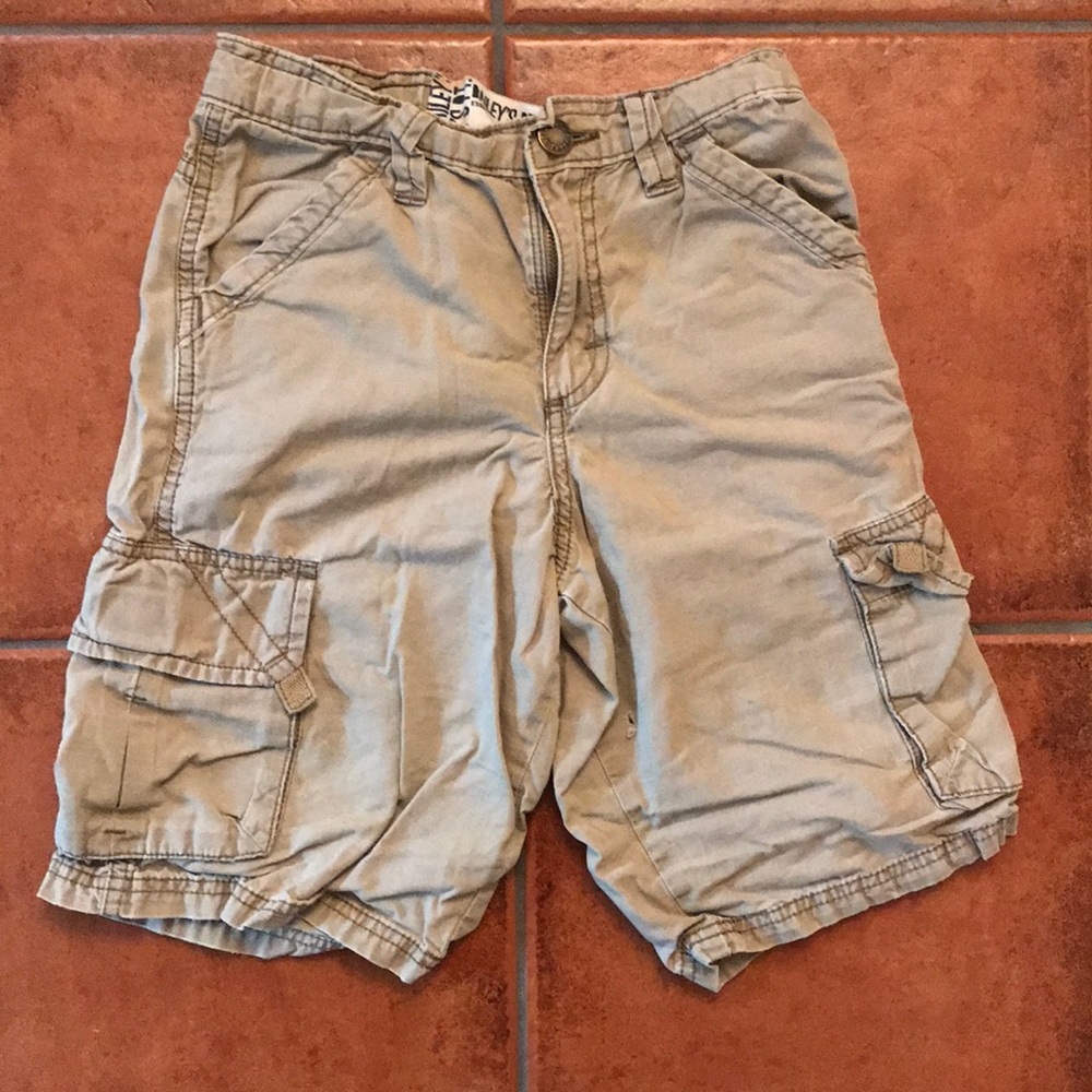 Khaki shorts